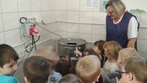 "Z wizytą w przedszkolnej kuchni" - gr. I i II, Wiesława Twardowska