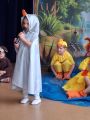 "Brzydkie Kaczątko" - występ dzieci z grupy III, 