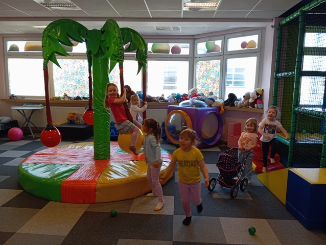 Więcej o: Hokus Pokus